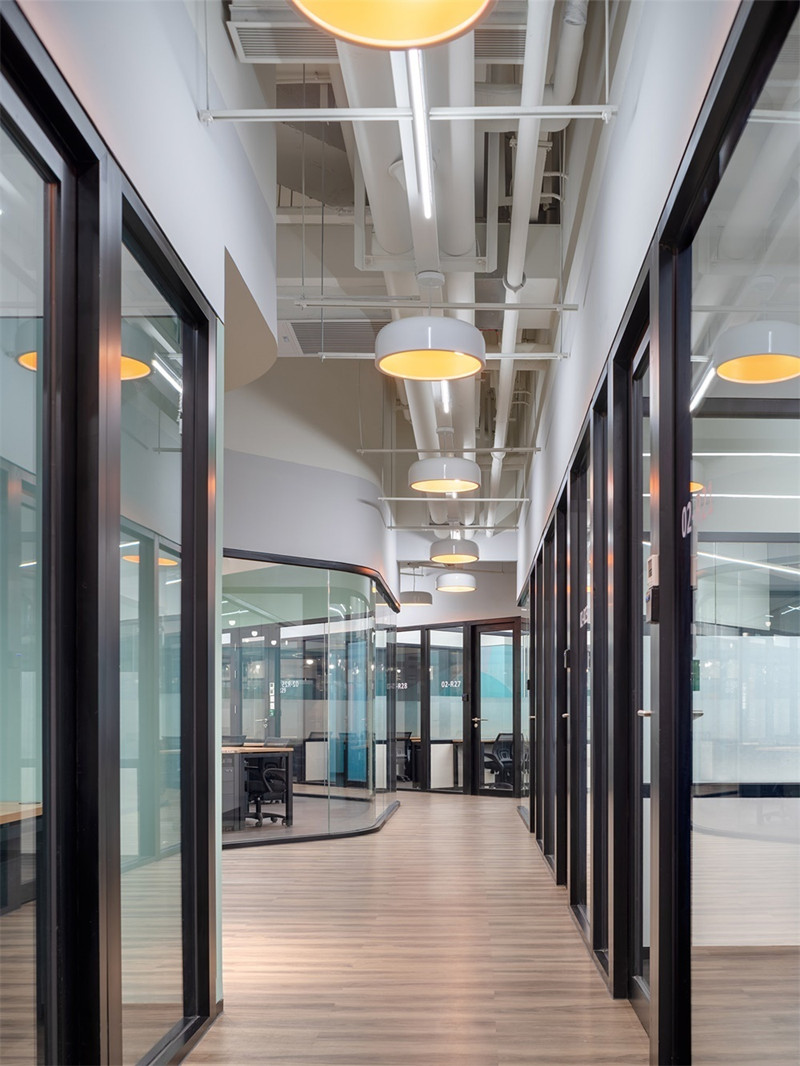 6600平米聯(lián)合辦公裝修設計效果欣賞-第9張圖片-上海古都建筑設計集團 6600平米聯(lián)合辦公裝修設計效果欣賞-第9張圖片-上海古都建筑設計集團