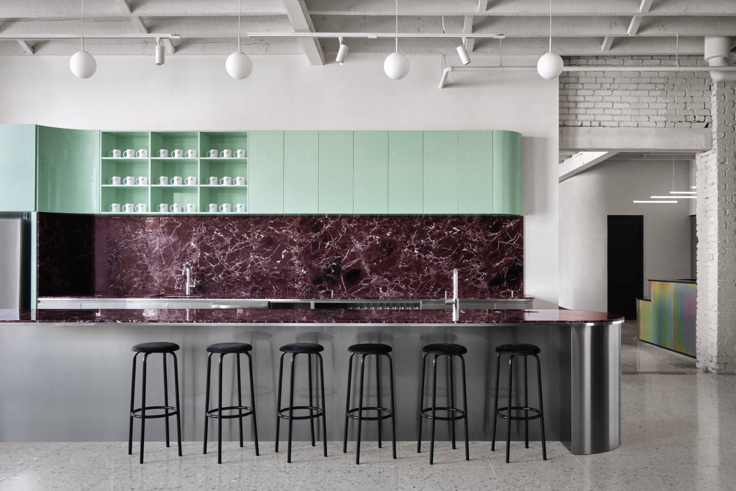 上海辦公室裝修公共空間設(shè)計案例-第2張圖片-上海古都建筑設(shè)計集團(tuán) 上海辦公室裝修公共空間設(shè)計案例-第2張圖片-上海古都建筑設(shè)計集團(tuán)