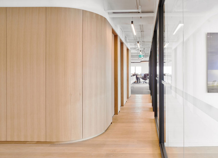 徐匯金融風(fēng)投公司辦公室裝修設(shè)計案例-第5張圖片-上海古都建筑設(shè)計集團(tuán) 徐匯金融風(fēng)投公司辦公室裝修設(shè)計案例-第5張圖片-上海古都建筑設(shè)計集團(tuán)