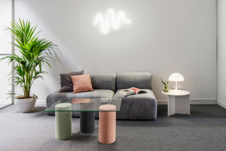 徐匯辦公室裝修音樂科技設計案例-第4張圖片-上海古都建筑設計集團 徐匯辦公室裝修音樂科技設計案例-第4張圖片-上海古都建筑設計集團