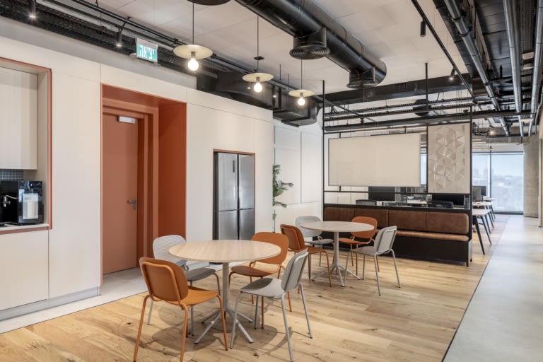 普陀區(qū)定制營(yíng)銷辦公室裝修設(shè)計(jì)-第2張圖片-上海古都建筑設(shè)計(jì)集團(tuán) 普陀區(qū)定制營(yíng)銷辦公室裝修設(shè)計(jì)-第2張圖片-上海古都建筑設(shè)計(jì)集團(tuán)