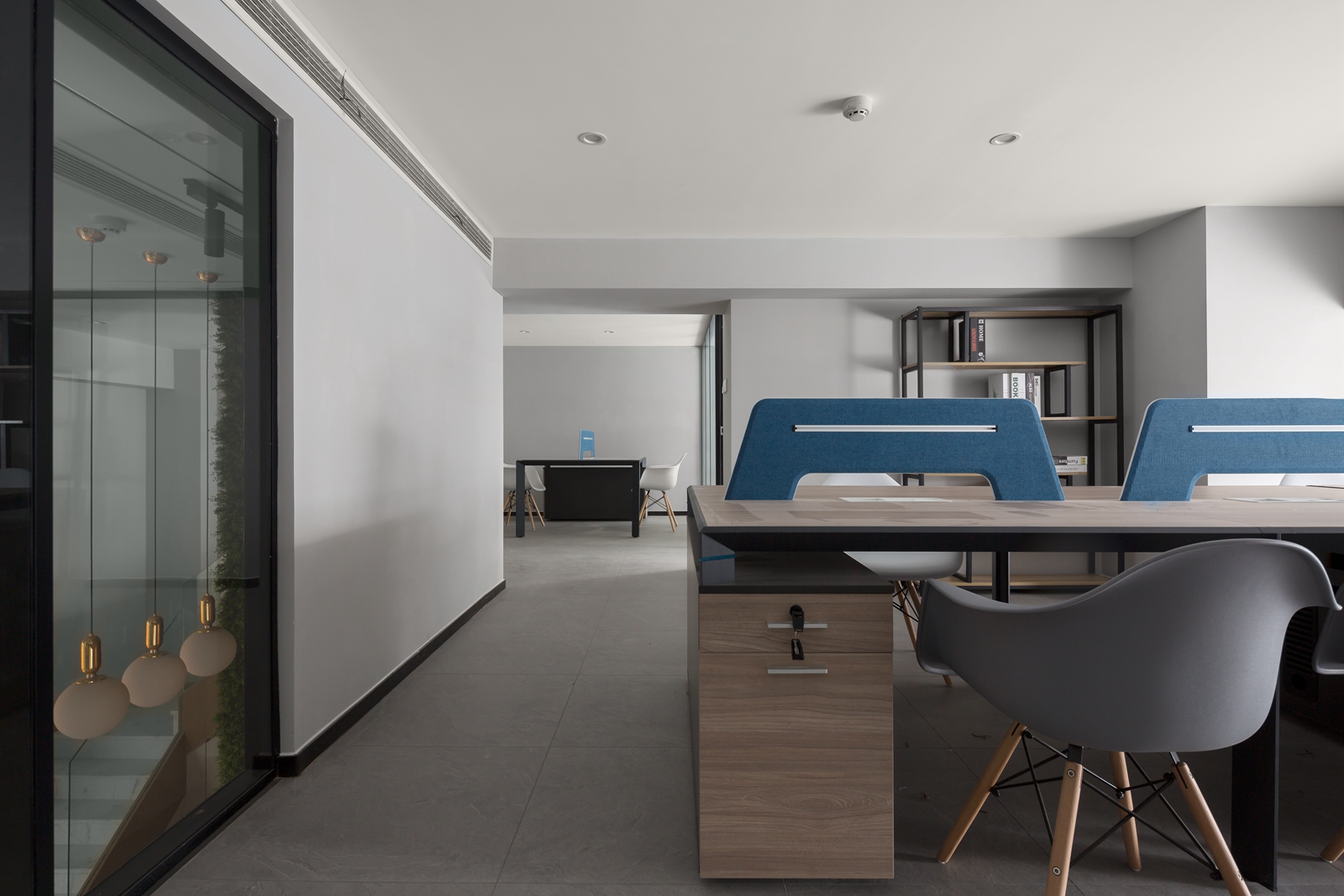 徐匯區(qū)辦公室裝修高挑復式設(shè)計-第4張圖片-上海古都建筑設(shè)計集團