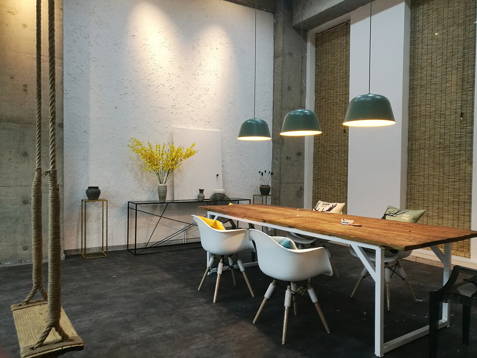 浦東新區(qū)160平辦公室裝修工業(yè)混搭風(fēng)格設(shè)計-第3張圖片-上海古都建筑設(shè)計集團(tuán)