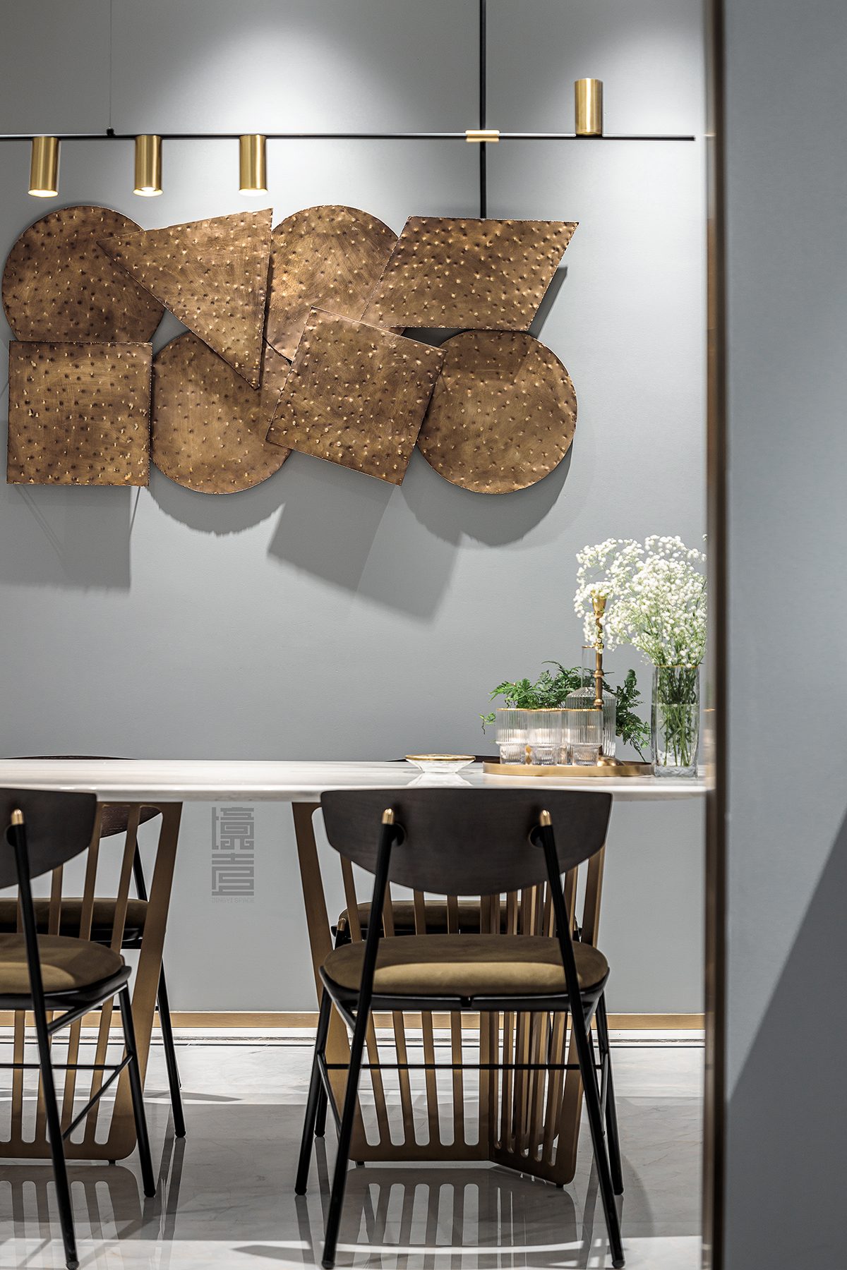 浦東新區(qū)300平復(fù)式展廳辦公室裝修設(shè)計-第4張圖片-上海古都建筑設(shè)計集團 浦東新區(qū)300平復(fù)式展廳辦公室裝修設(shè)計-第4張圖片-上海古都建筑設(shè)計集團