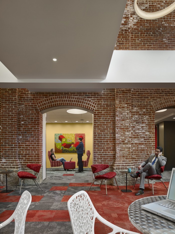 上海辦公室裝修休閑區(qū)裝修設(shè)計(jì)-第3張圖片-上海古都建筑設(shè)計(jì)集團(tuán) 上海辦公室裝修休閑區(qū)裝修設(shè)計(jì)-第3張圖片-上海古都建筑設(shè)計(jì)集團(tuán)