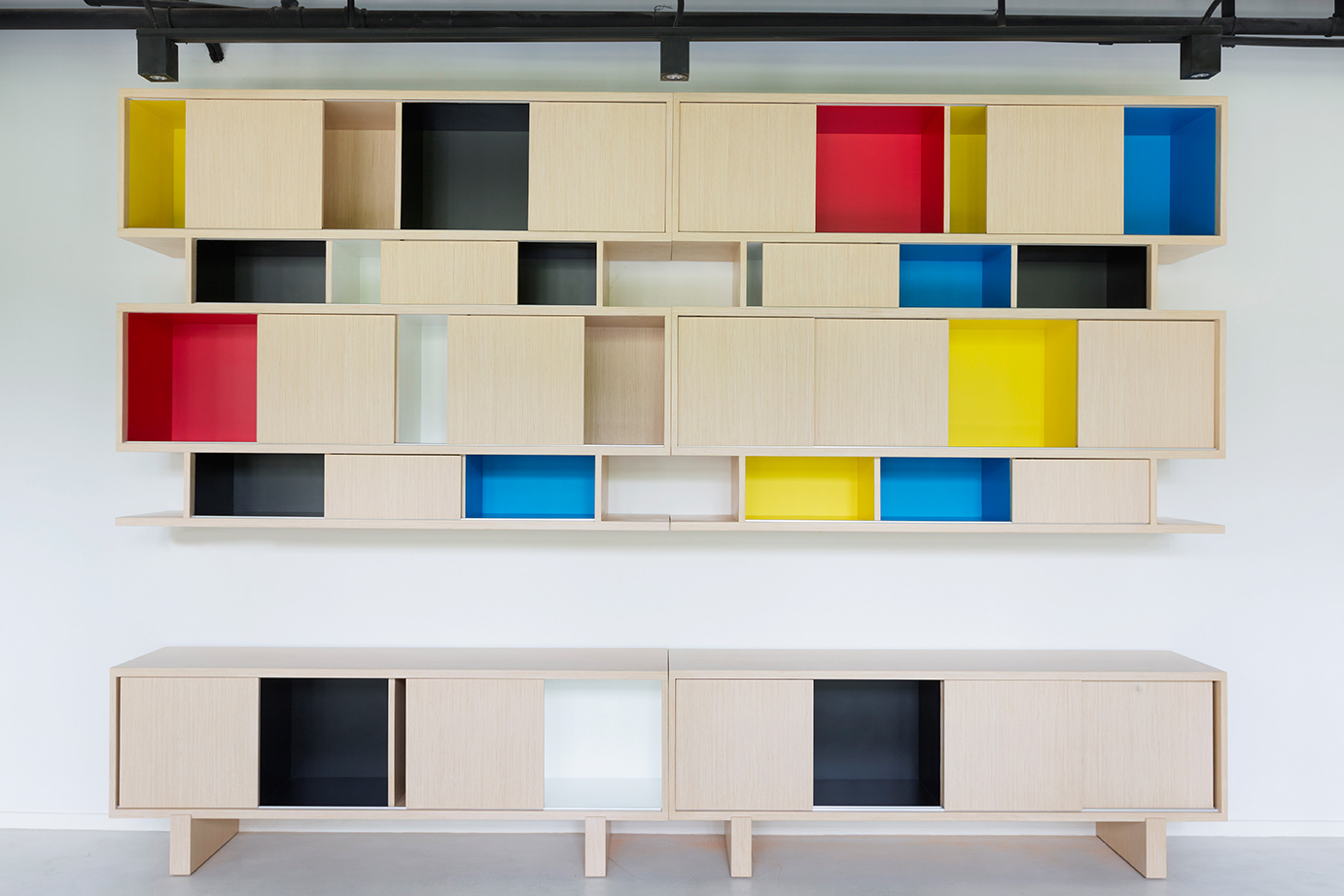 Dariel Studio辦公室裝修設(shè)計(jì)效果圖-第4張圖片-上海古都建筑設(shè)計(jì)集團(tuán) Dariel Studio辦公室裝修設(shè)計(jì)效果圖-第4張圖片-上海古都建筑設(shè)計(jì)集團(tuán)