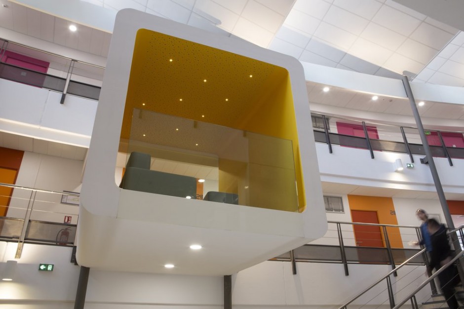 上海辦公室裝修休息室裝修設(shè)計(jì)-第3張圖片-上海古都建筑設(shè)計(jì)集團(tuán) 上海辦公室裝修休息室裝修設(shè)計(jì)-第3張圖片-上海古都建筑設(shè)計(jì)集團(tuán)