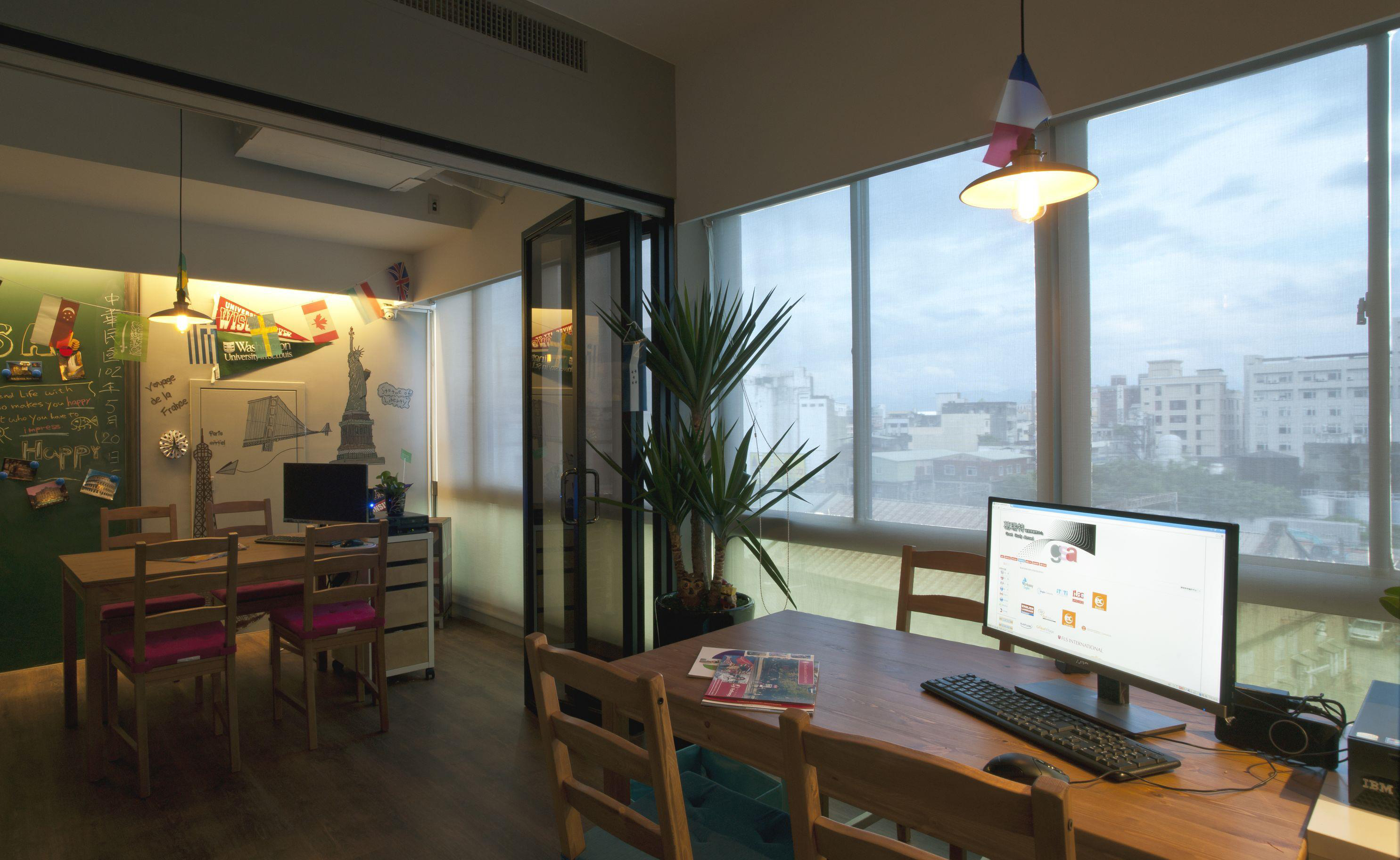 黃浦區(qū)觀(guān)景辦公室裝修設(shè)計(jì)-第8張圖片-上海古都建筑設(shè)計(jì)集團(tuán)