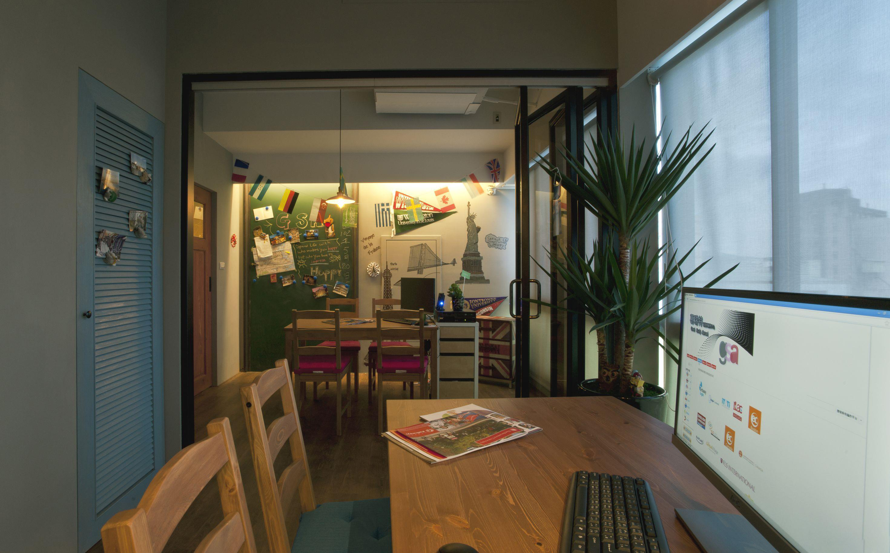 黃浦區(qū)觀(guān)景辦公室裝修設(shè)計(jì)-第7張圖片-上海古都建筑設(shè)計(jì)集團(tuán)