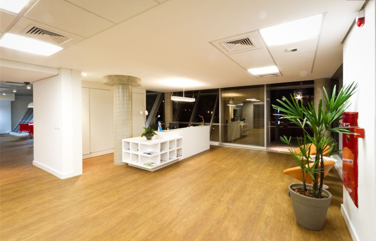 徐匯區(qū)200平公共辦公空間裝修設(shè)計(jì)-第5張圖片-上海古都建筑設(shè)計(jì)集團(tuán) 徐匯區(qū)200平公共辦公空間裝修設(shè)計(jì)-第5張圖片-上海古都建筑設(shè)計(jì)集團(tuán)