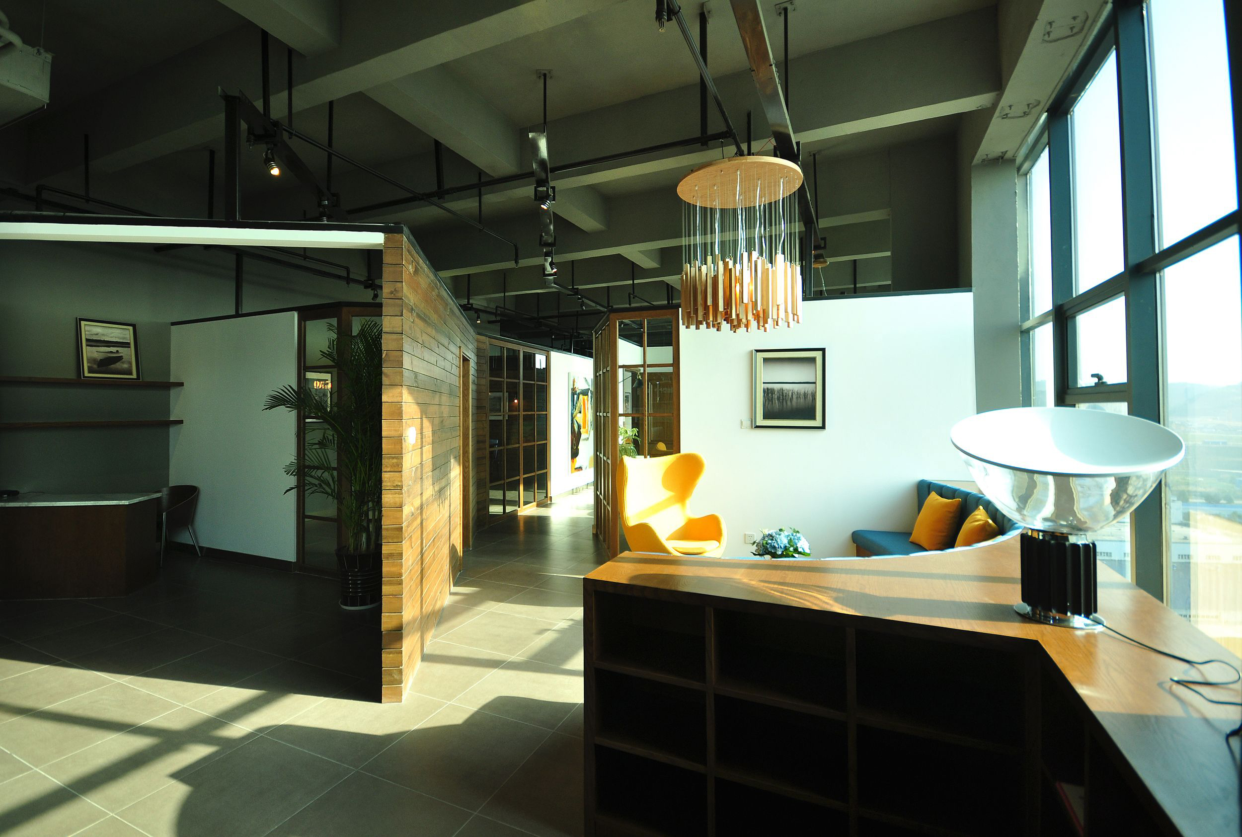 黃昏下簡約風(fēng)格辦公室裝修設(shè)計效果圖-第1張圖片-上海古都建筑設(shè)計集團 黃昏下簡約風(fēng)格辦公室裝修設(shè)計效果圖-第1張圖片-上海古都建筑設(shè)計集團