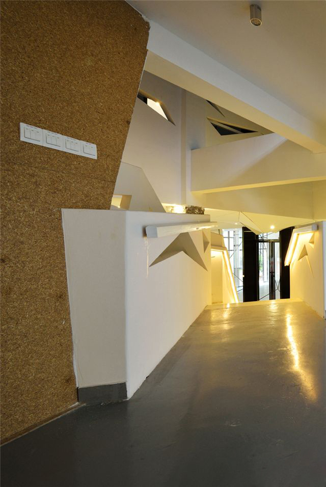 浦東新區(qū)科技風(fēng)辦公室裝修設(shè)計-第11張圖片-上海古都建筑設(shè)計集團