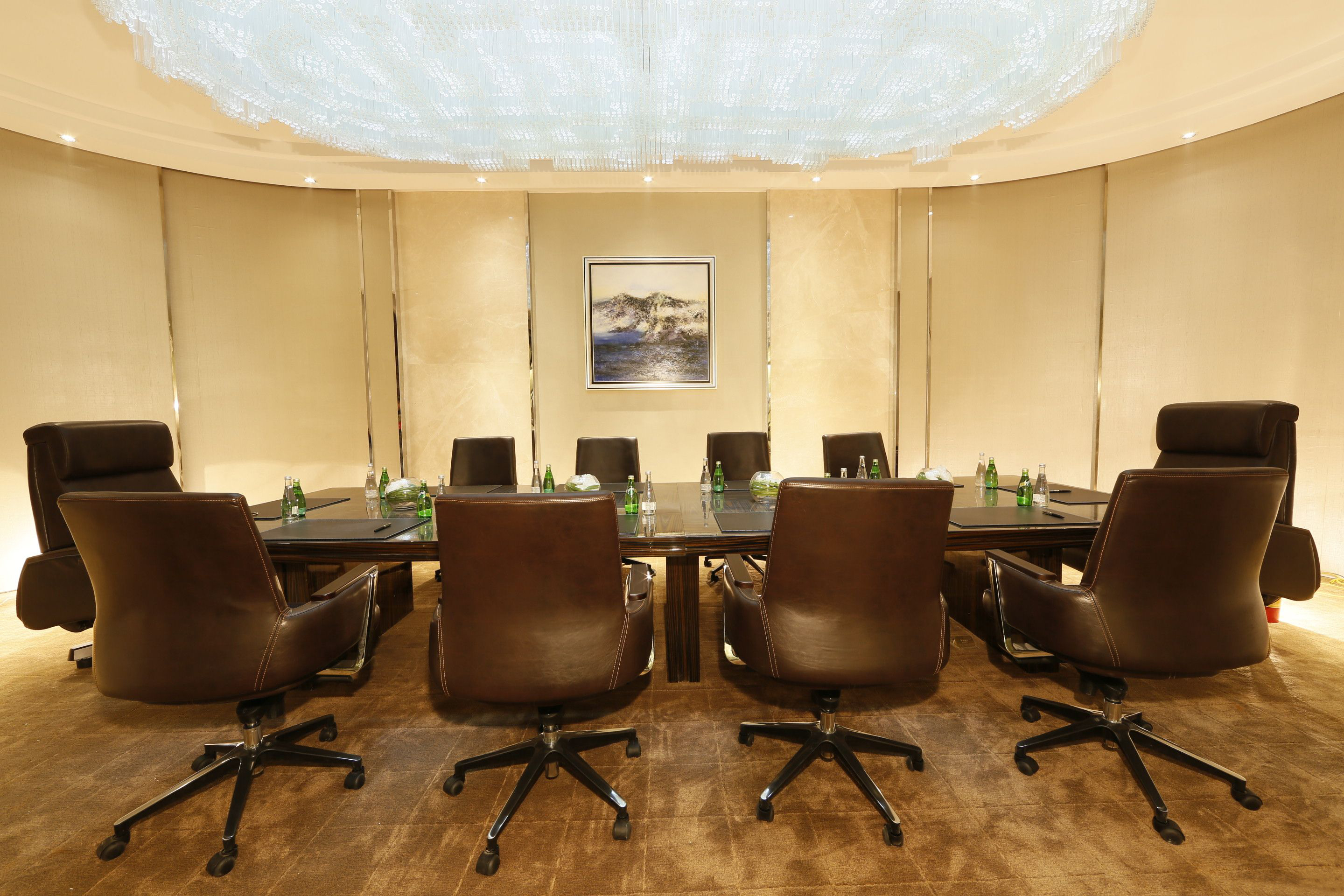 上海大氣奢華辦公室裝修設(shè)計(jì)-第3張圖片-上海古都建筑設(shè)計(jì)集團(tuán) 上海大氣奢華辦公室裝修設(shè)計(jì)-第3張圖片-上海古都建筑設(shè)計(jì)集團(tuán)