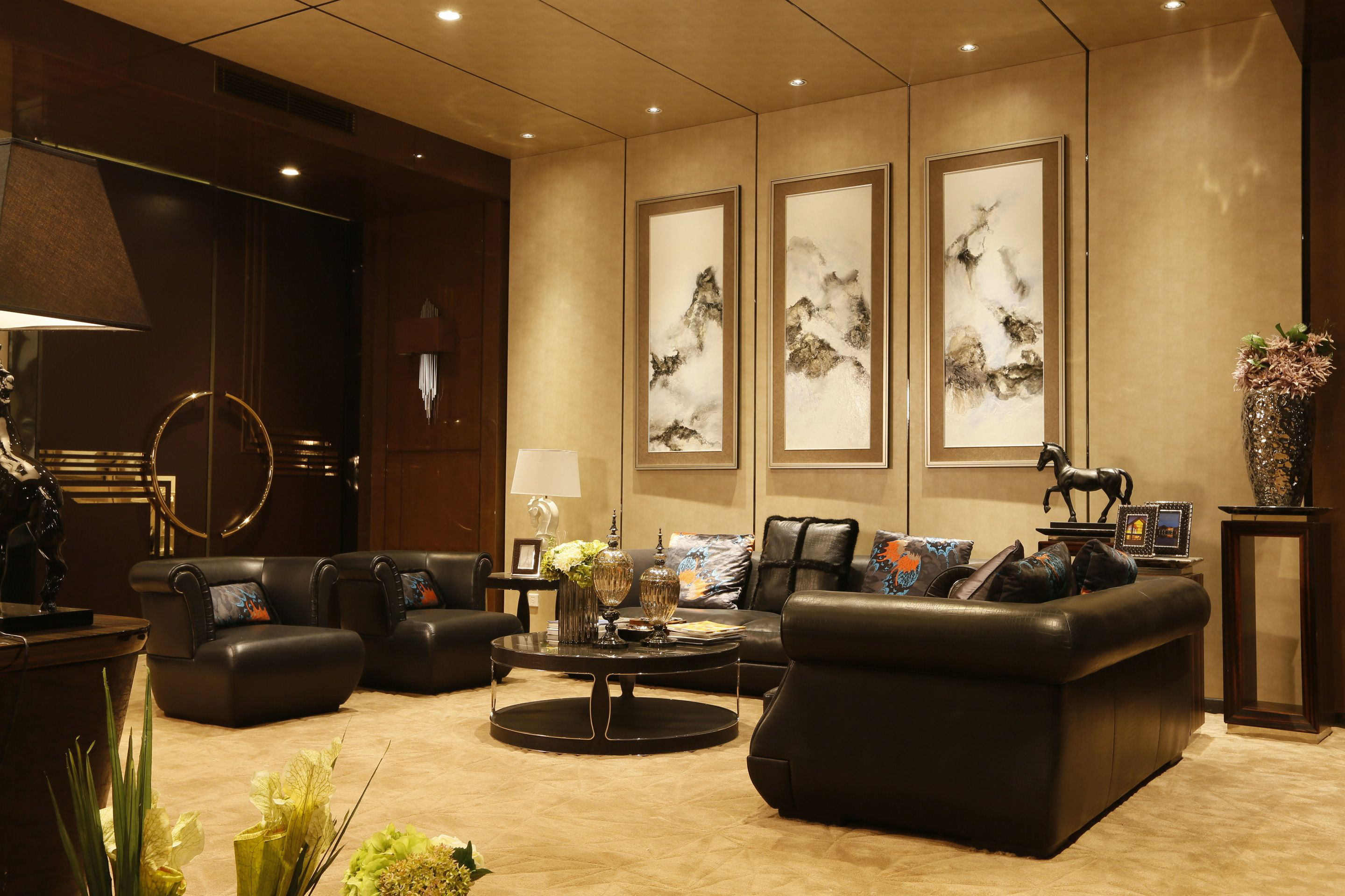 上海大氣奢華辦公室裝修設(shè)計(jì)-第2張圖片-上海古都建筑設(shè)計(jì)集團(tuán) 上海大氣奢華辦公室裝修設(shè)計(jì)-第2張圖片-上海古都建筑設(shè)計(jì)集團(tuán)