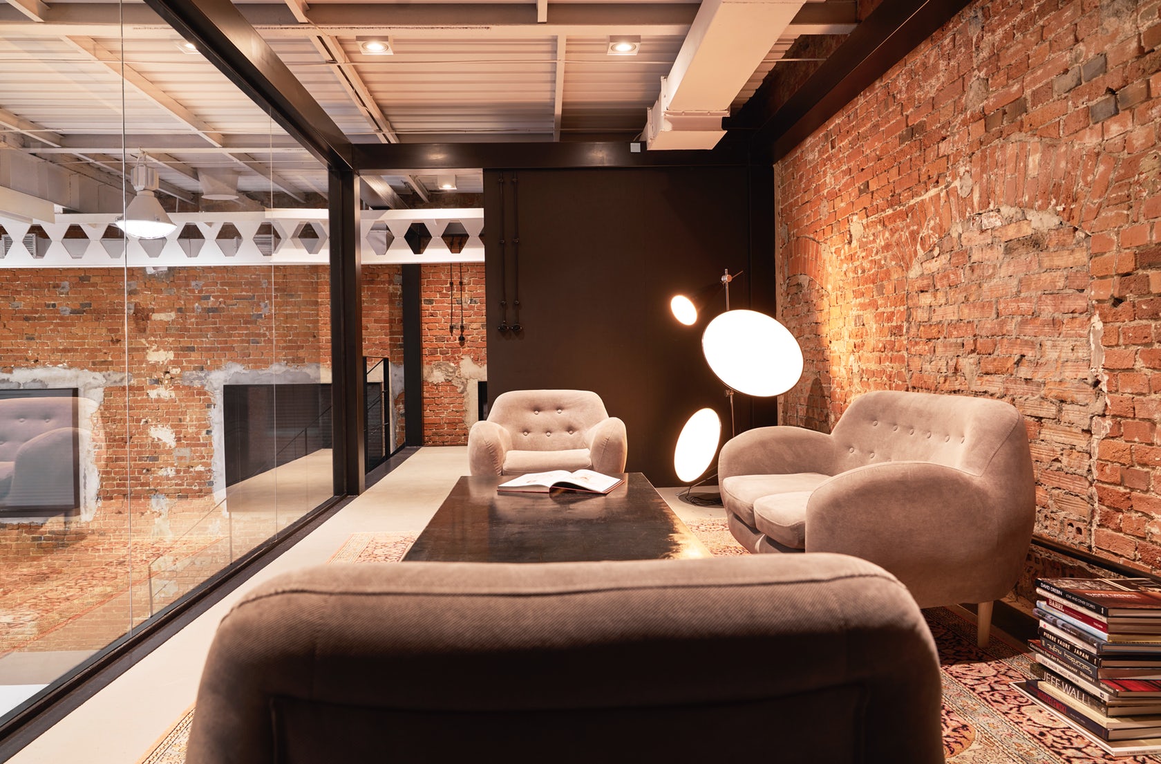 上海辦公室裝修懷舊風(fēng)格攝影棚裝修設(shè)計-第6張圖片-上海古都建筑設(shè)計集團 上海辦公室裝修懷舊風(fēng)格攝影棚裝修設(shè)計-第6張圖片-上海古都建筑設(shè)計集團