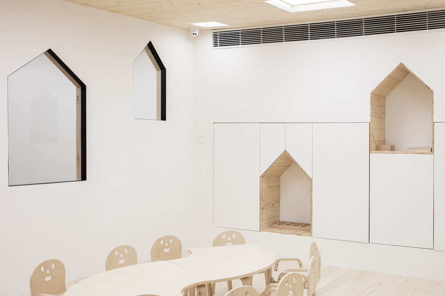 簡潔早教機構(gòu)辦公室裝修設(shè)計-第1張圖片-上海古都建筑設(shè)計集團 簡潔早教機構(gòu)辦公室裝修設(shè)計-第1張圖片-上海古都建筑設(shè)計集團