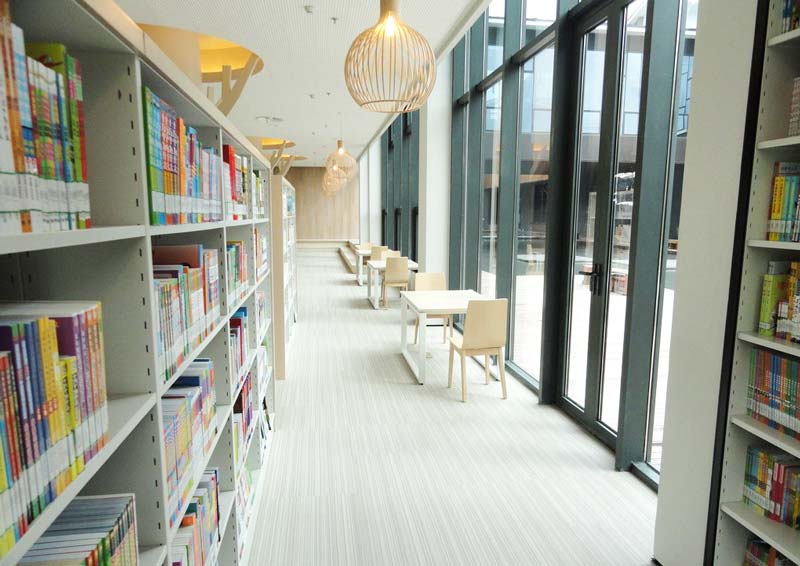 空曠工業(yè)風(fēng)圖書館裝修設(shè)計(jì)-第4張圖片-上海古都建筑設(shè)計(jì)集團(tuán) 空曠工業(yè)風(fēng)圖書館裝修設(shè)計(jì)-第4張圖片-上海古都建筑設(shè)計(jì)集團(tuán)