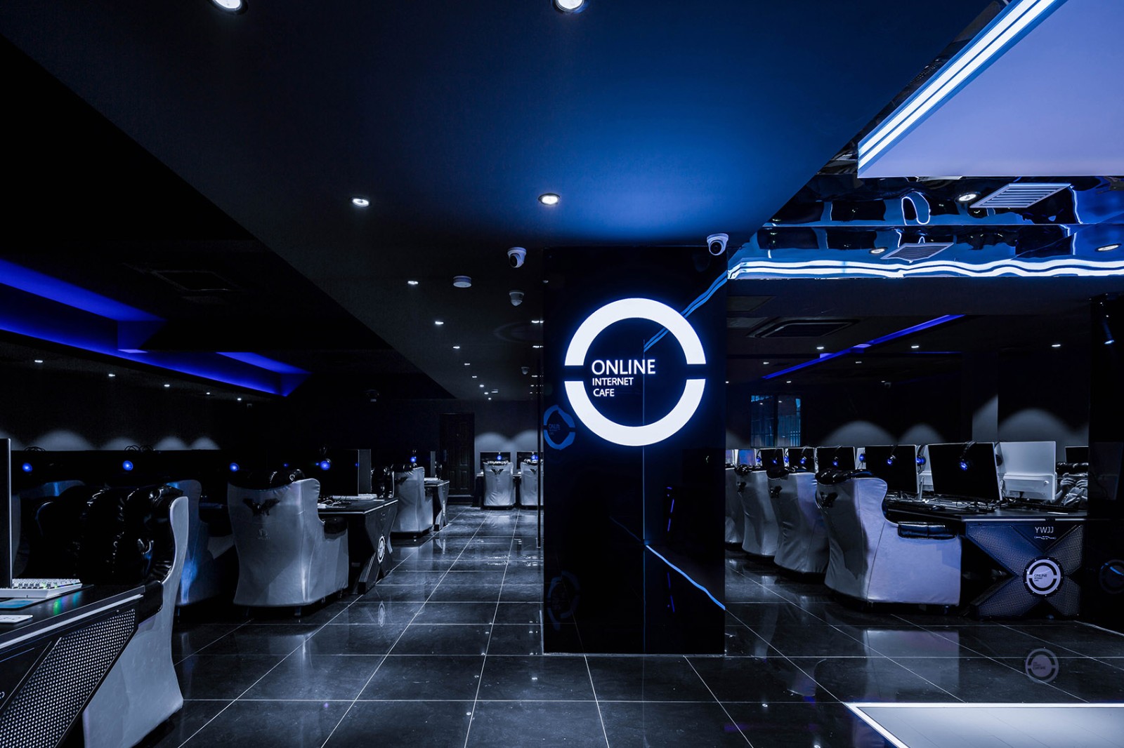 科技電競(jìng)風(fēng)格網(wǎng)吧裝修設(shè)計(jì)-第4張圖片-上海古都建筑設(shè)計(jì)集團(tuán) 科技電競(jìng)風(fēng)格網(wǎng)吧裝修設(shè)計(jì)-第4張圖片-上海古都建筑設(shè)計(jì)集團(tuán)