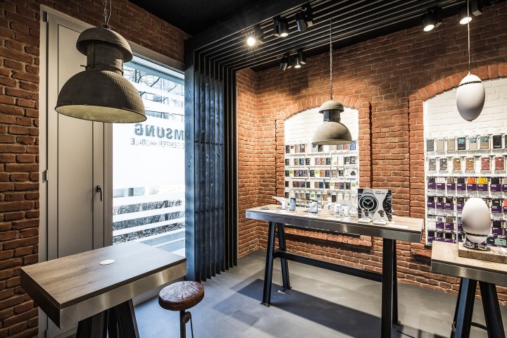 復(fù)古風格手機店裝修設(shè)計-第5張圖片-上海古都建筑設(shè)計集團