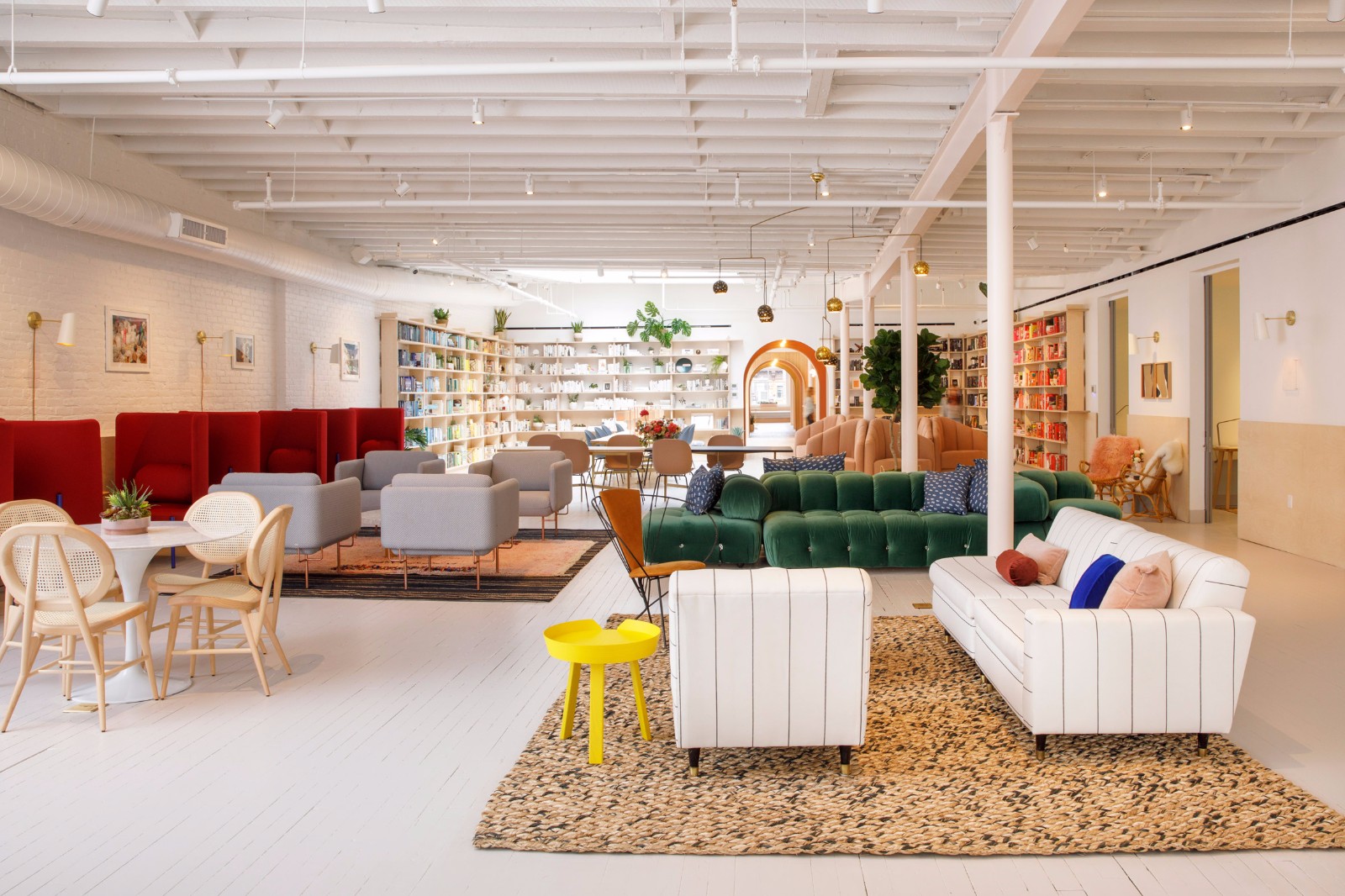 時(shí)尚女性轟趴館裝修設(shè)計(jì)-第2張圖片-上海古都建筑設(shè)計(jì)集團(tuán) 時(shí)尚女性轟趴館裝修設(shè)計(jì)-第2張圖片-上海古都建筑設(shè)計(jì)集團(tuán)