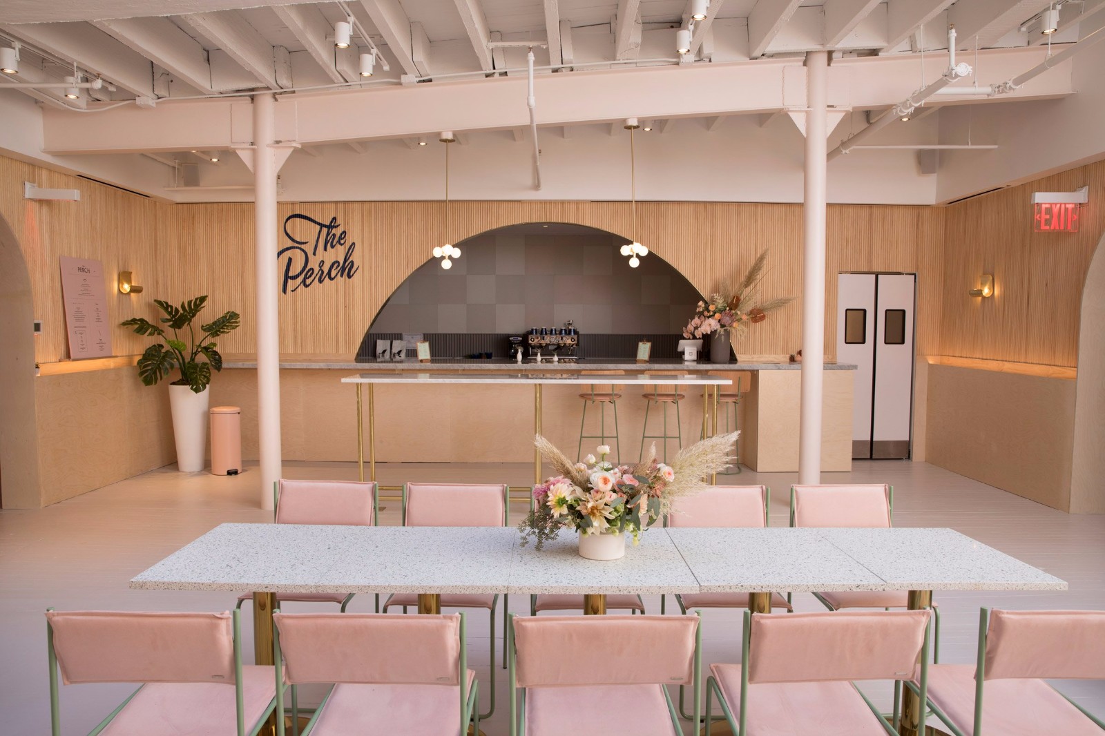 時(shí)尚女性轟趴館裝修設(shè)計(jì)-第5張圖片-上海古都建筑設(shè)計(jì)集團(tuán) 時(shí)尚女性轟趴館裝修設(shè)計(jì)-第5張圖片-上海古都建筑設(shè)計(jì)集團(tuán)