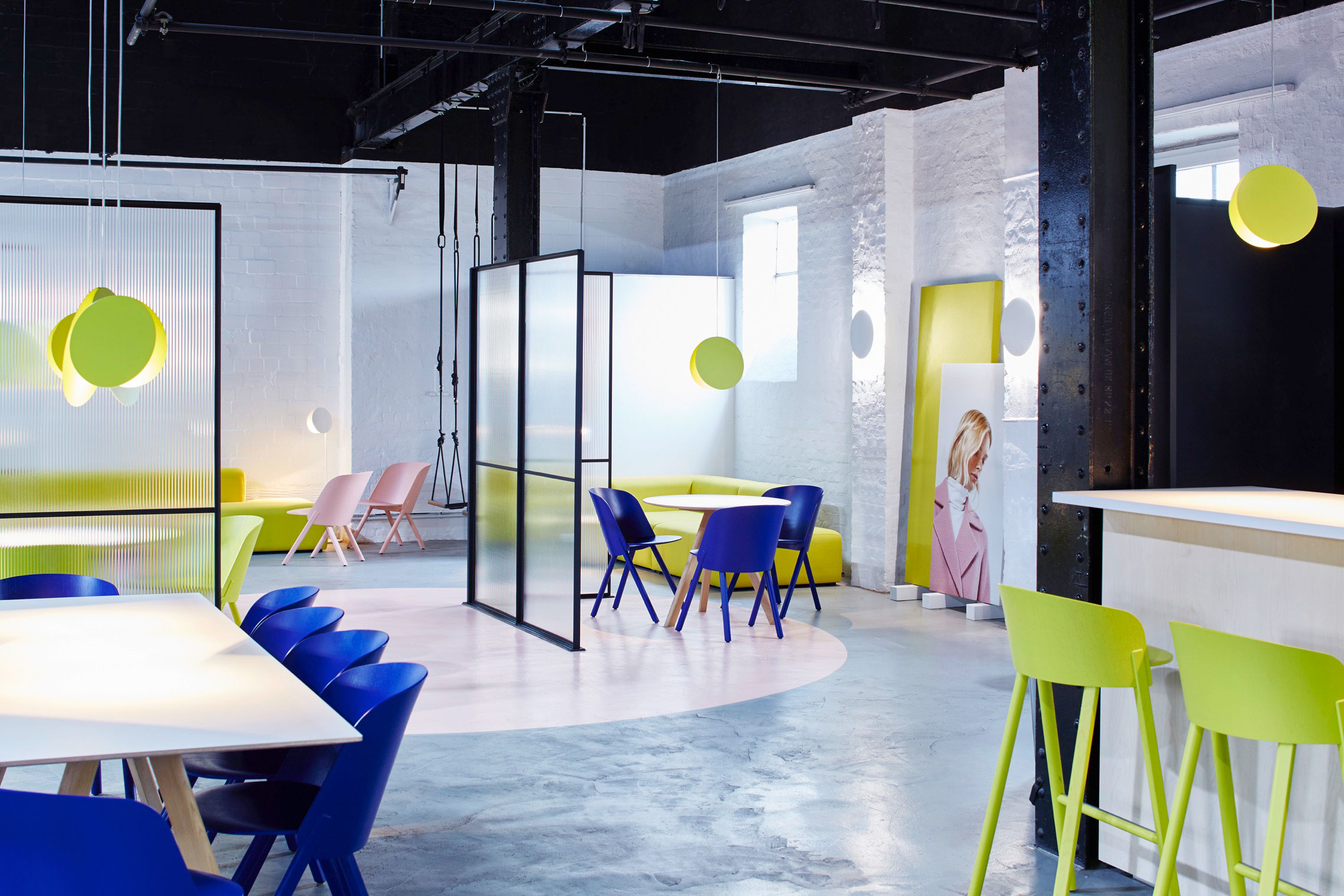 現(xiàn)代創(chuàng)意攝影棚裝修設(shè)計-第3張圖片-上海古都建筑設(shè)計集團 現(xiàn)代創(chuàng)意攝影棚裝修設(shè)計-第3張圖片-上海古都建筑設(shè)計集團