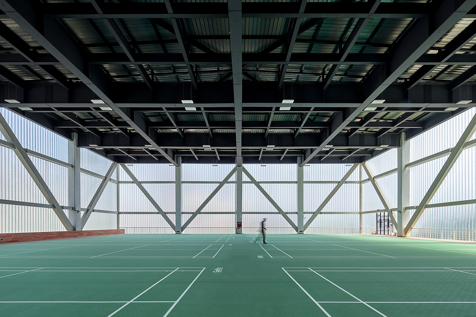 室內(nèi)小型簡(jiǎn)約羽毛球館裝修設(shè)計(jì)-第4張圖片-上海古都建筑設(shè)計(jì)集團(tuán) 室內(nèi)小型簡(jiǎn)約羽毛球館裝修設(shè)計(jì)-第4張圖片-上海古都建筑設(shè)計(jì)集團(tuán)