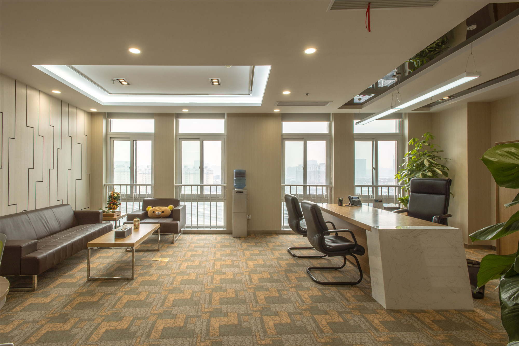簡約流暢風格寫字樓裝修設(shè)計-第4張圖片-上海古都建筑設(shè)計集團