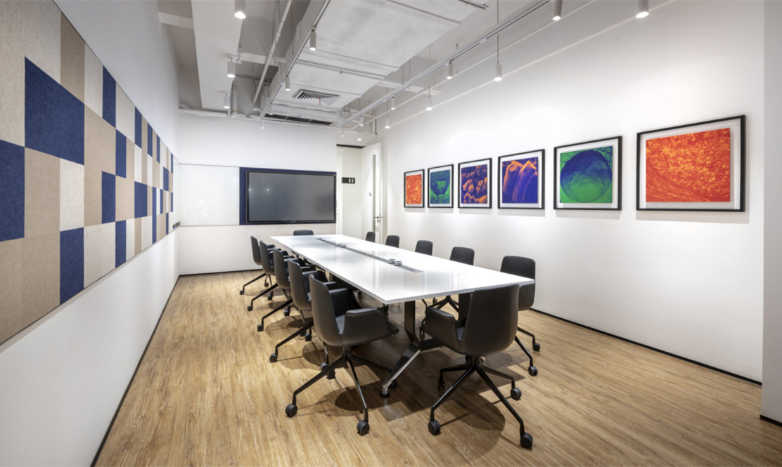 公共科技風(fēng)格辦公室裝修設(shè)計(jì)-第2張圖片-上海古都建筑設(shè)計(jì)集團(tuán) 公共科技風(fēng)格辦公室裝修設(shè)計(jì)-第2張圖片-上海古都建筑設(shè)計(jì)集團(tuán)