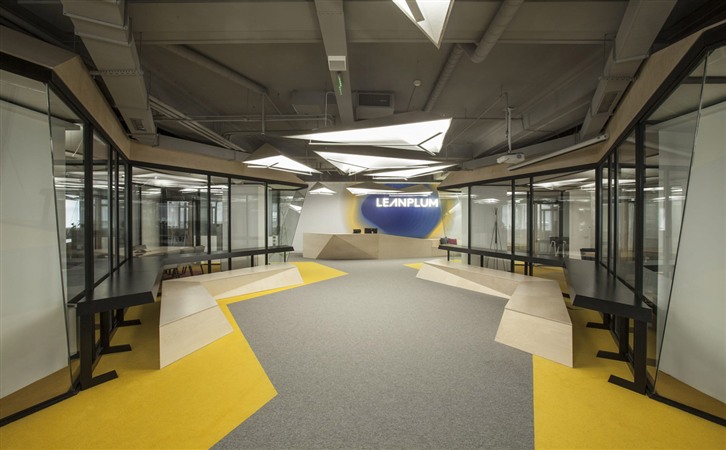 550平方米時(shí)尚混搭辦公室裝修設(shè)計(jì)-第1張圖片-上海古都建筑設(shè)計(jì)集團(tuán) 550平方米時(shí)尚混搭辦公室裝修設(shè)計(jì)-第1張圖片-上海古都建筑設(shè)計(jì)集團(tuán)